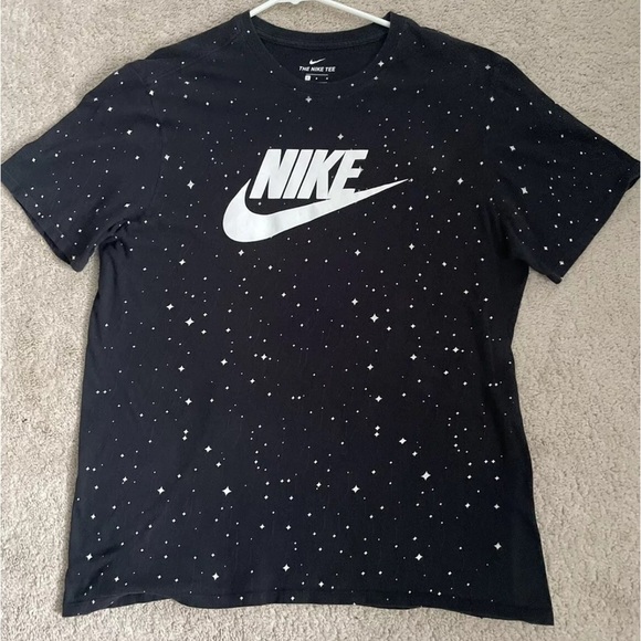 The Nike Tee Mens S Black/White Center Logo Star Print Athletic Cut - Picture 1 of 4